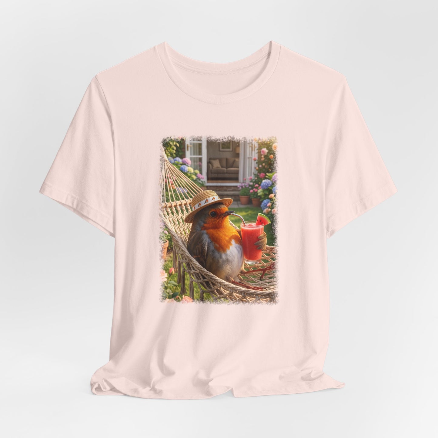 T-Shirt mit Rosi Rotkehlchen Motiv in der Hängematte für Vogelfreunde
