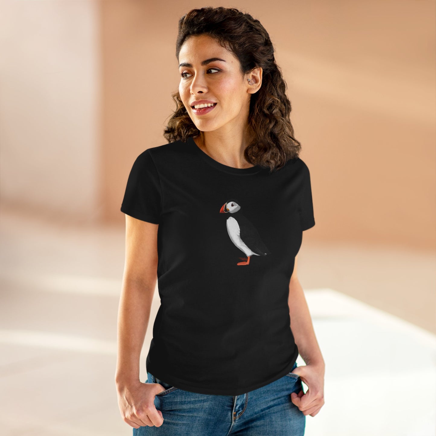Puffin Bird Design for Birdwatchers and Bird Lovers Women's T-Shirt