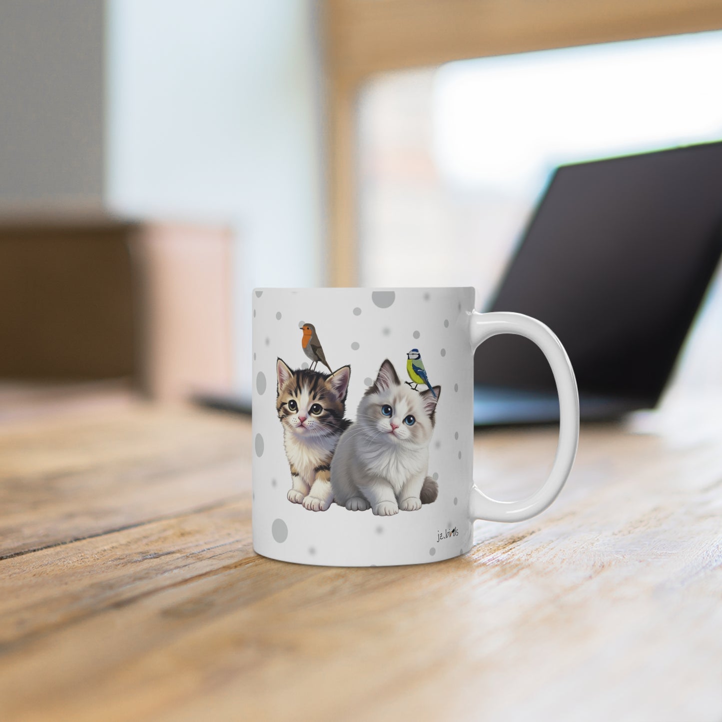 Katzenbabys Kätzchen Tasse mit Rotkehlchen und Blaumeise Tiermotiv Punkte Grau