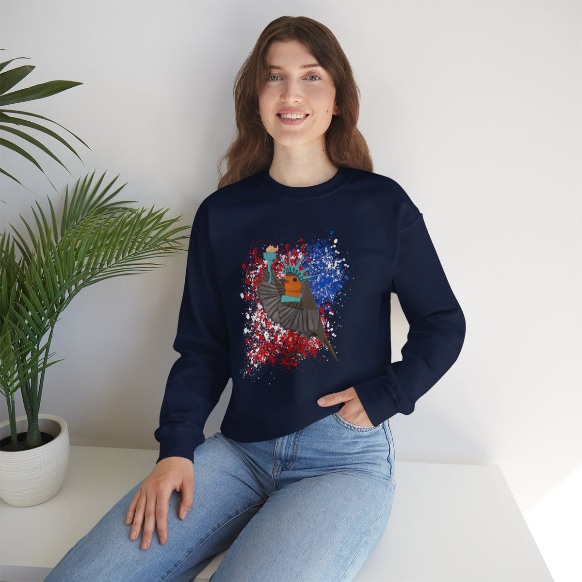 Robin 4th of July Sweatshirt Statue of Liberty Bird Watcher