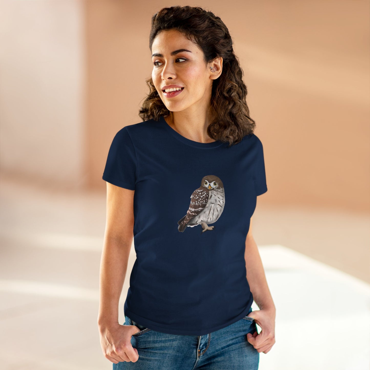 Owl Bird Design for Birdwatchers and Bird Lovers Women's T-Shirt