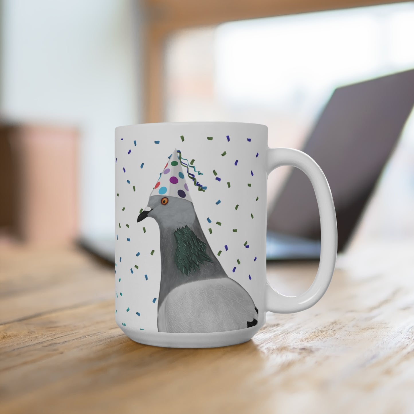 Taube feiert Geburtstag mit Partyhut und Konfetti Vogel Tasse