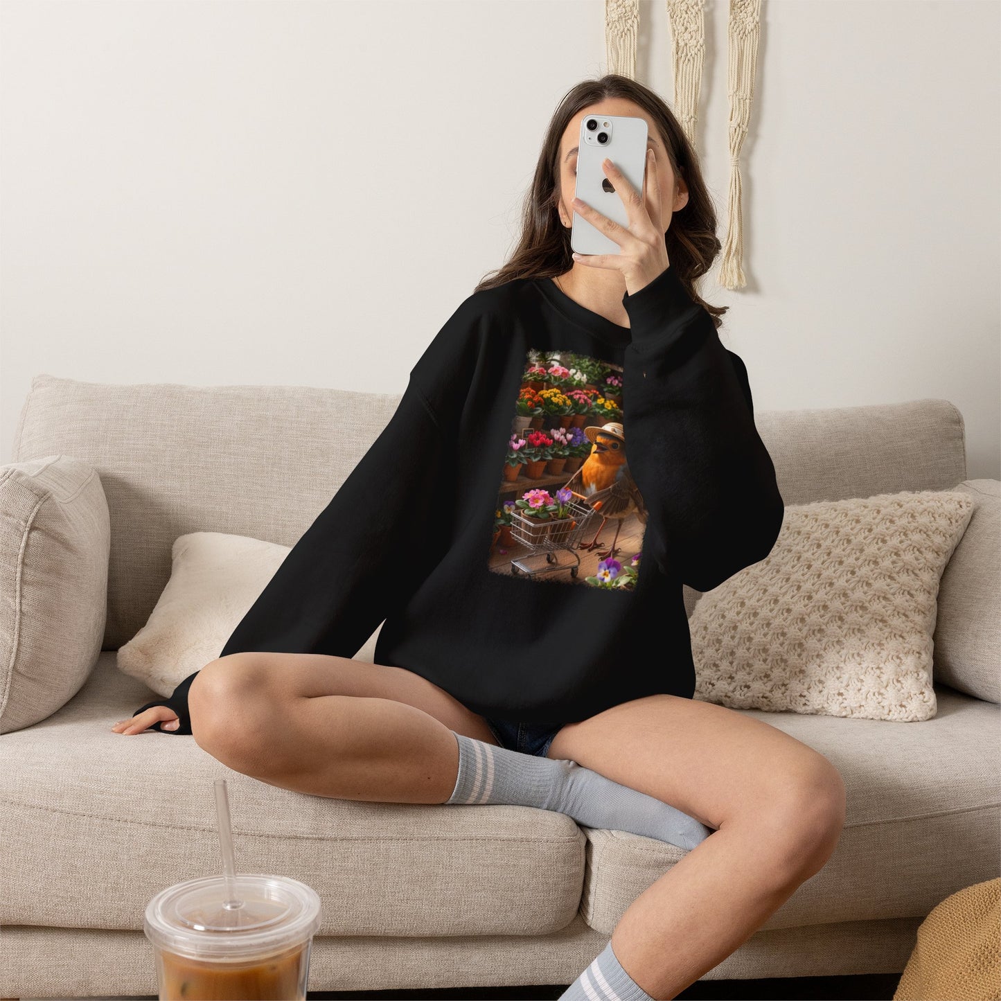 Lustiges Rotkehlchen Sweatshirt mit Blumen-Einkaufswagen | Süßer Vogel Pullover für Pflanzenliebhaber