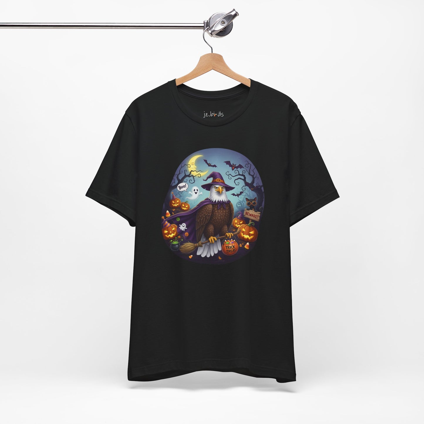 Bald Eagle Halloween Bird T-Shirt - Spooky Halloween Costume for Bird Lovers