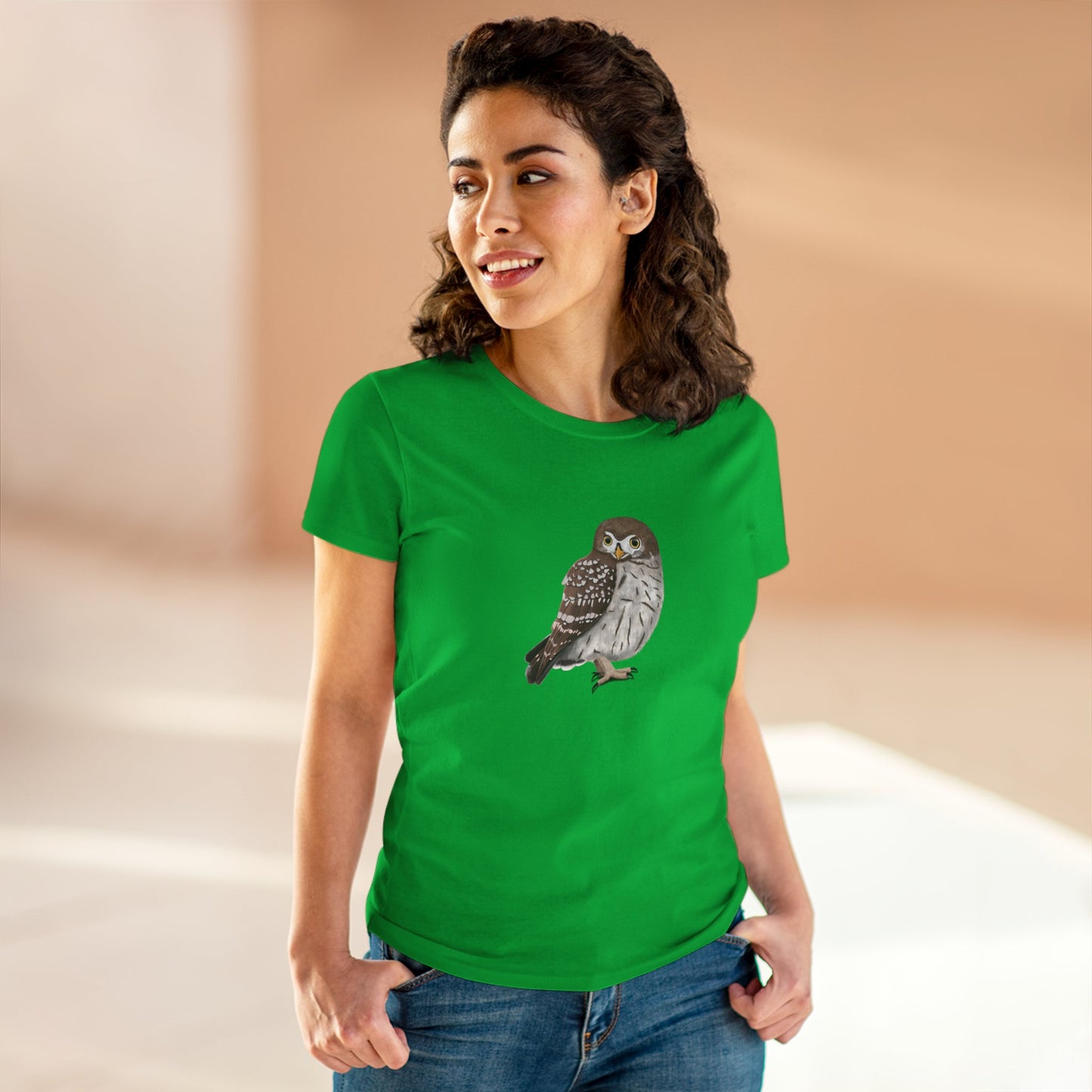 Owl Bird Design for Birdwatchers and Bird Lovers Women's T-Shirt