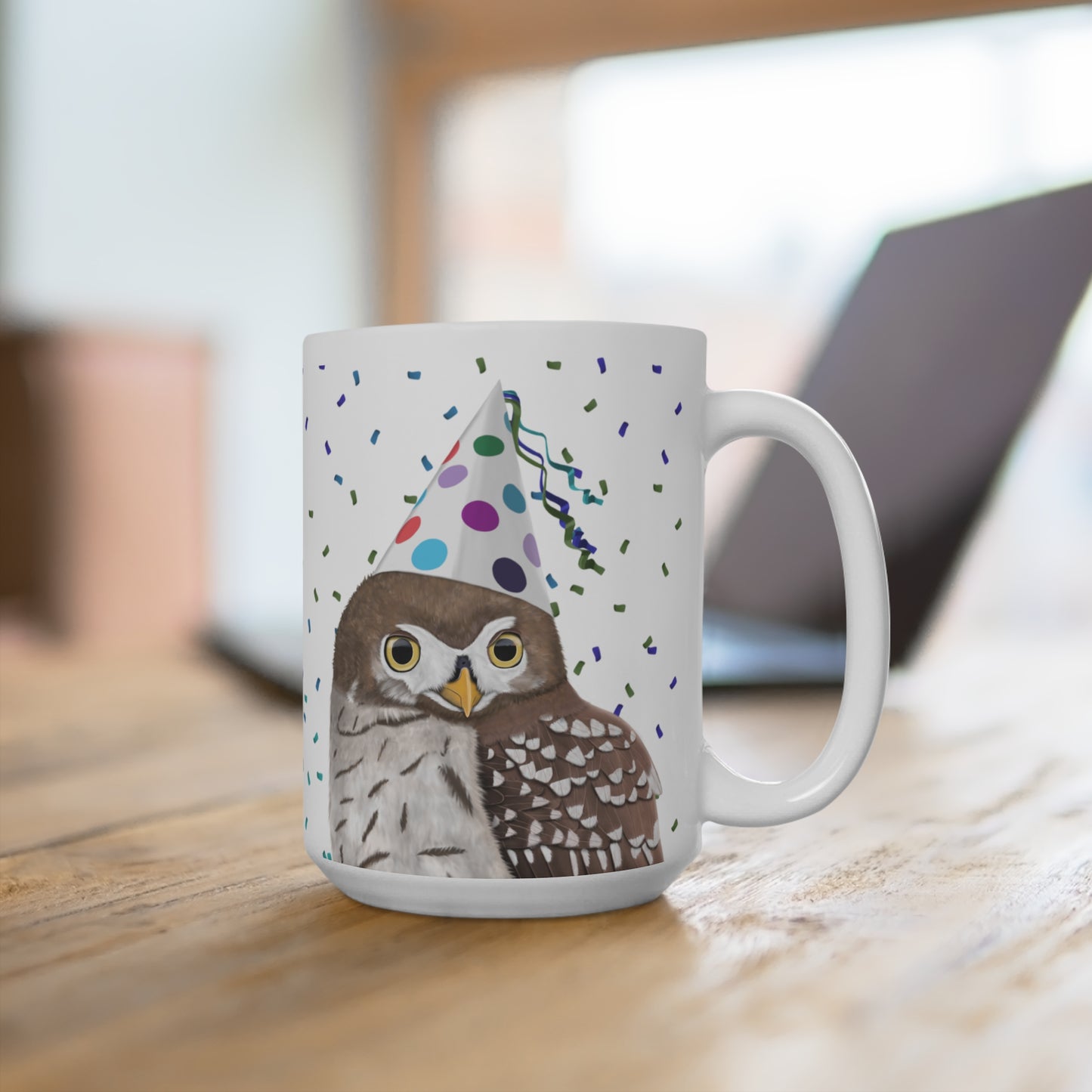 Eule feiert Geburtstag mit Partyhut und Konfetti Vogel Tasse