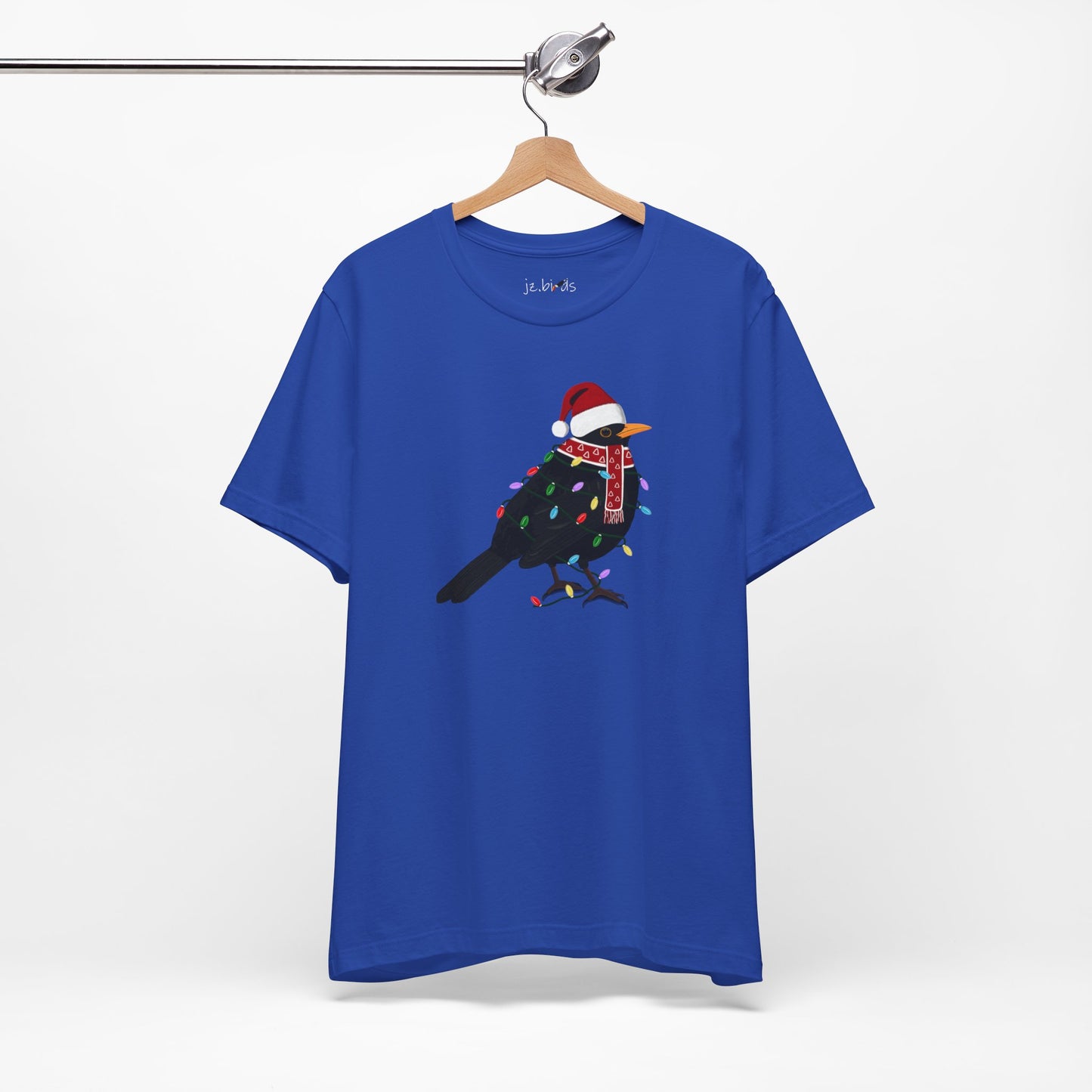 Blackbird with Fairy Lights Christmas Bird T-Shirt