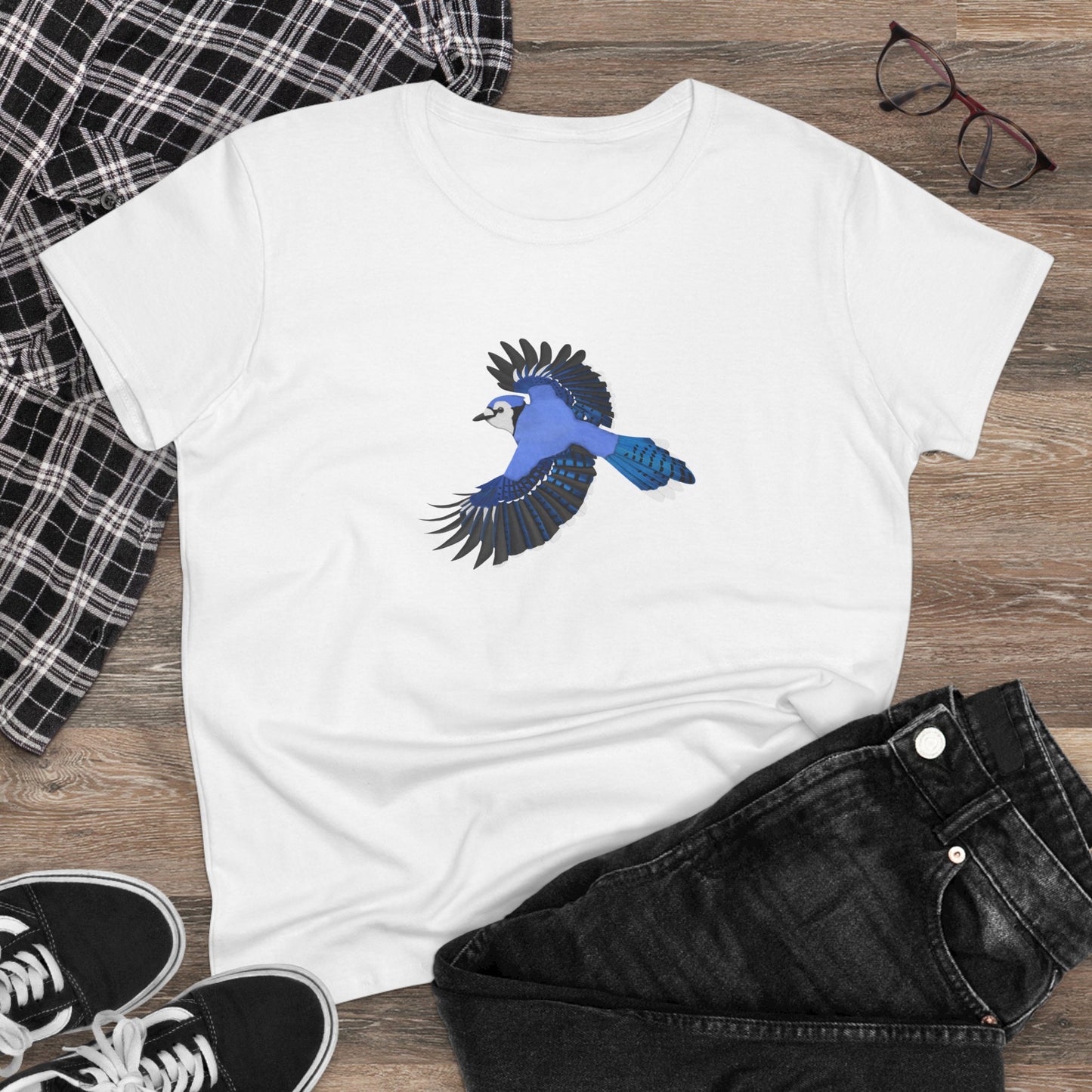Blue Jay Bird Design for Birdwatchers and Bird Lovers Women's T-Shirt