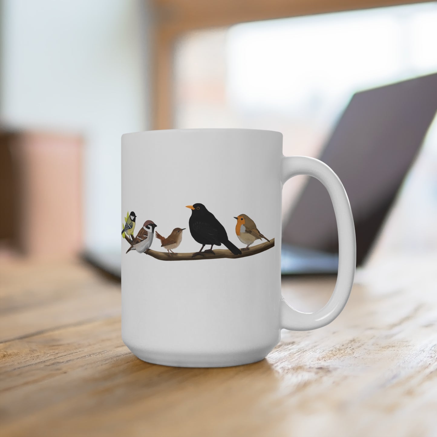 Vögel auf einem Ast Tasse Amsel Rotkehlchen Blaumeise Zaunkönig Spatz Kohlmeise Weiß