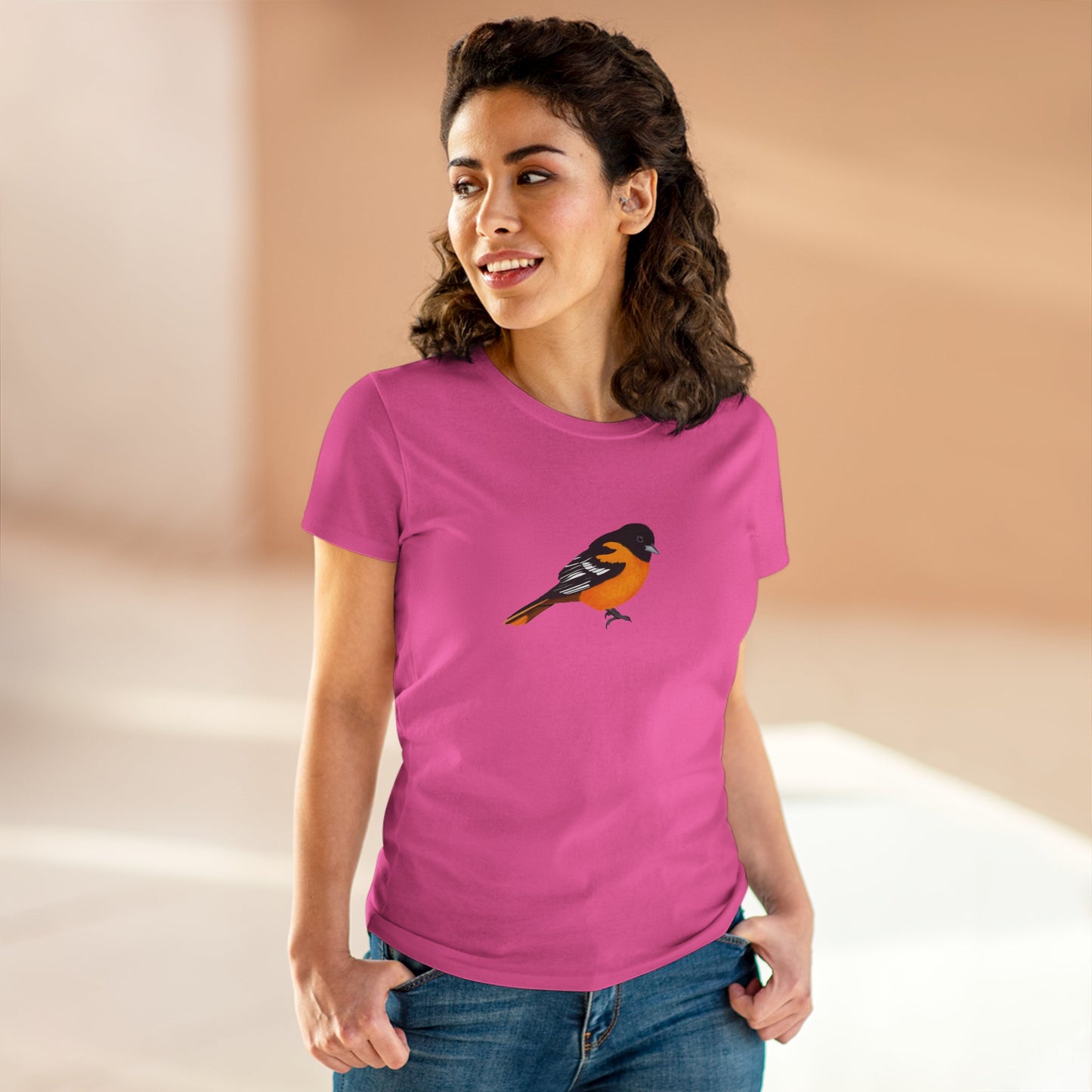 Baltimore Oriole Bird Design for Birdwatchers and Bird Lovers Women's T-Shirt