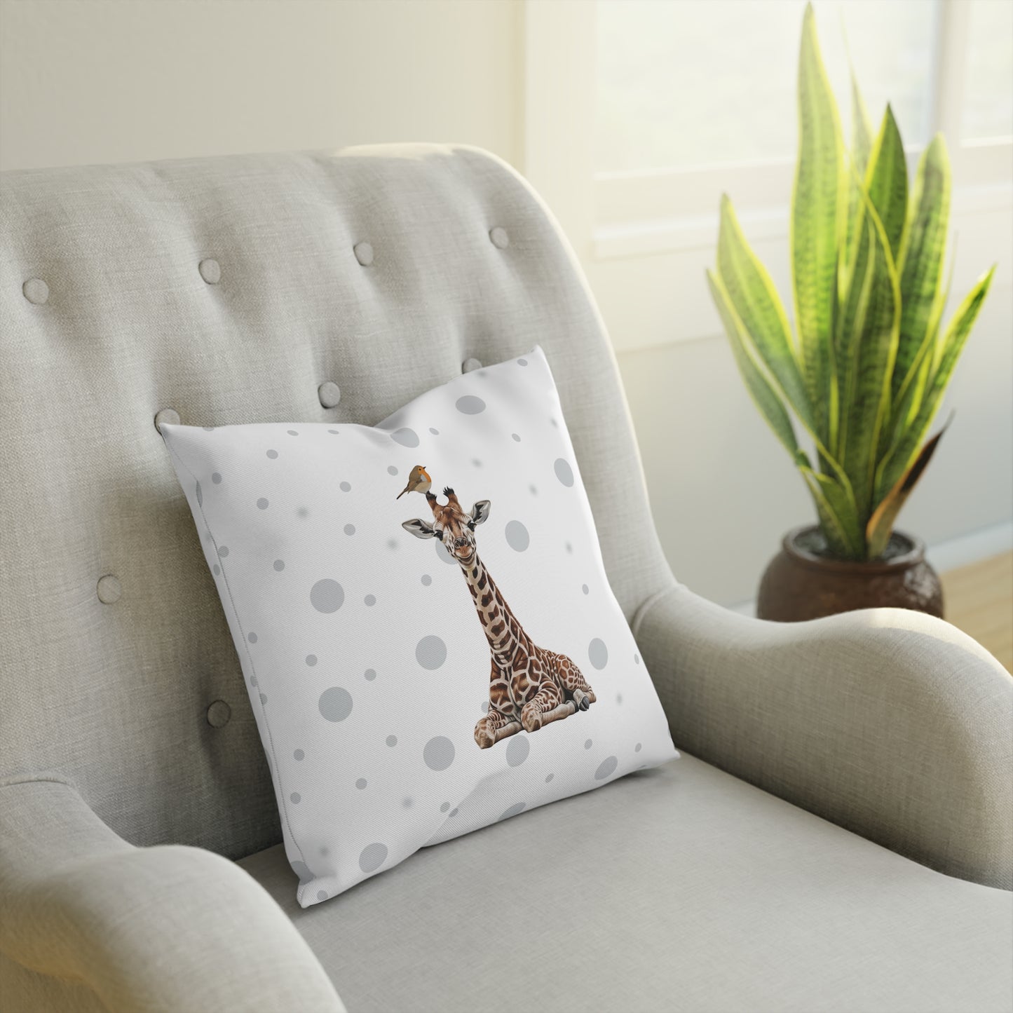 Rotkehlchen mit Giraffe Vogel Tiermotiv Kissen – Dekokissen mit Vogelmotiv Weiß mit grauen Punkten