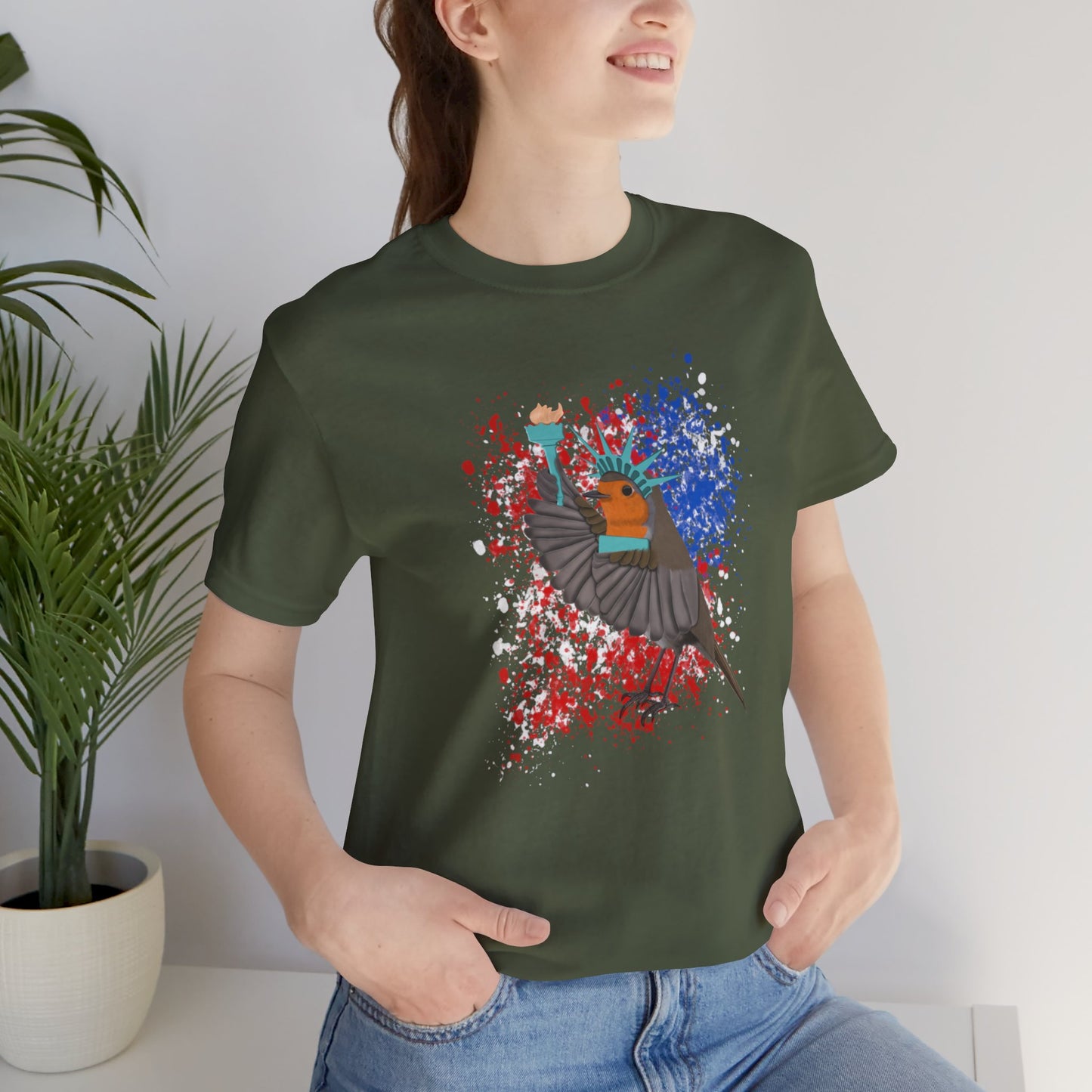 Robin 4th of July Independence Day Statue of Liberty Bird T-Shirt