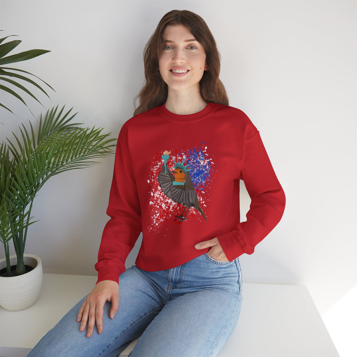 Robin 4th of July Sweatshirt Statue of Liberty Bird Watcher