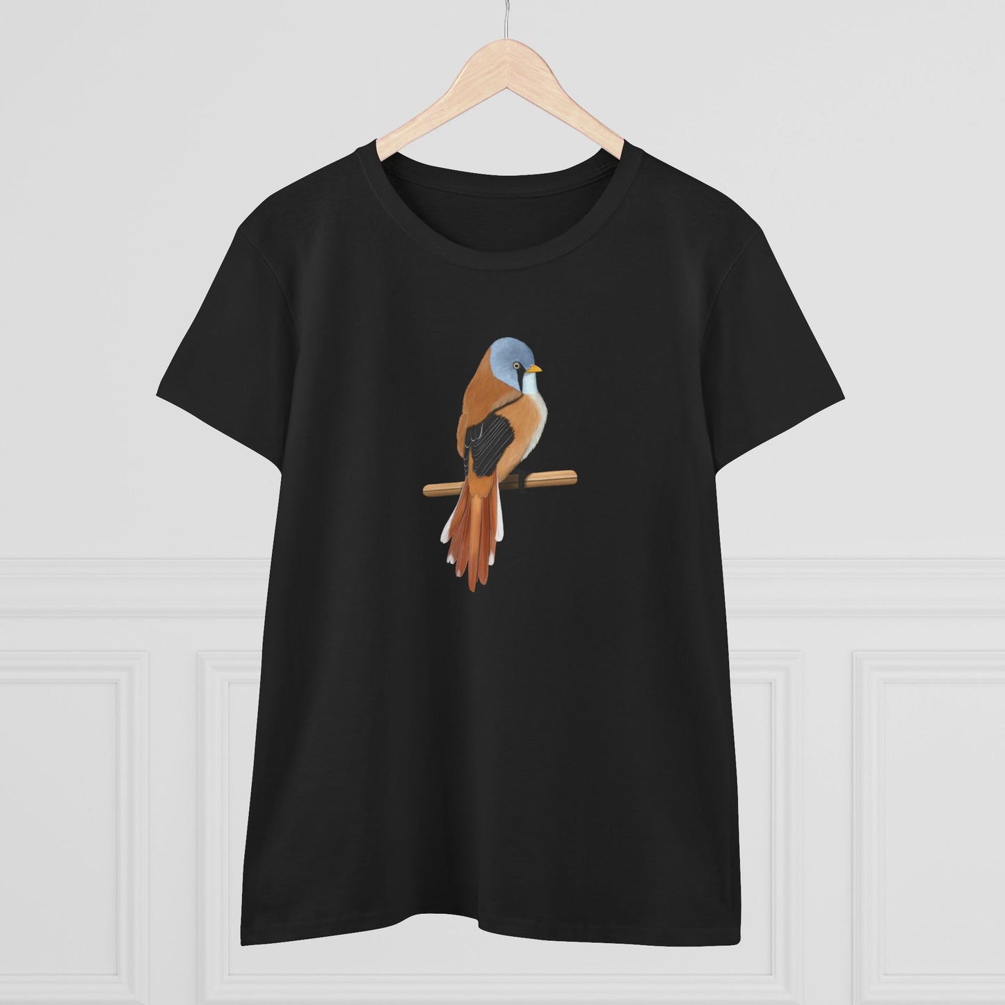 Bearded Reedling Bird Design for Birdwatchers and Bird Lovers Women's T-Shirt