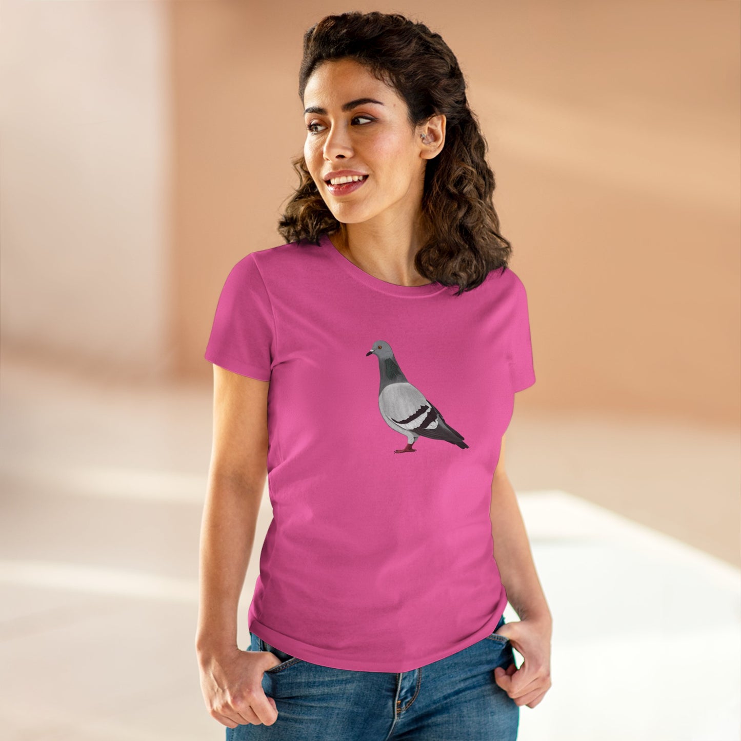 Pigeon Bird Design for Birdwatchers and Bird Lovers Women's T-Shirt