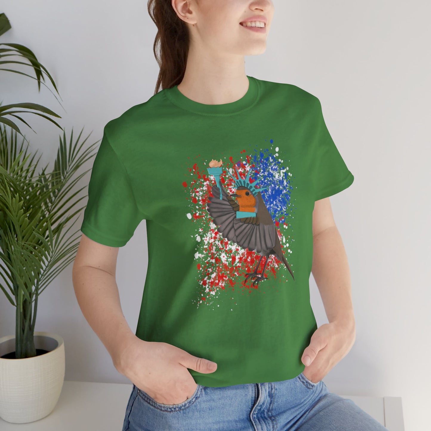 Robin 4th of July Independence Day Statue of Liberty Bird T-Shirt
