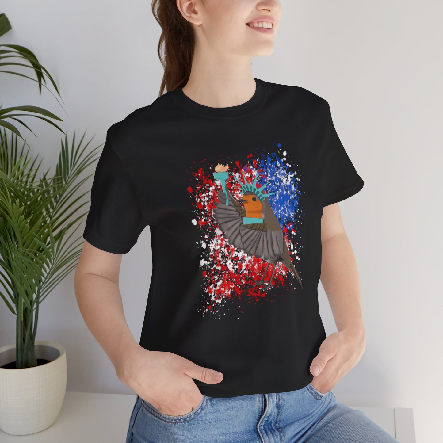 Robin 4th of July Independence Day Statue of Liberty Bird T-Shirt