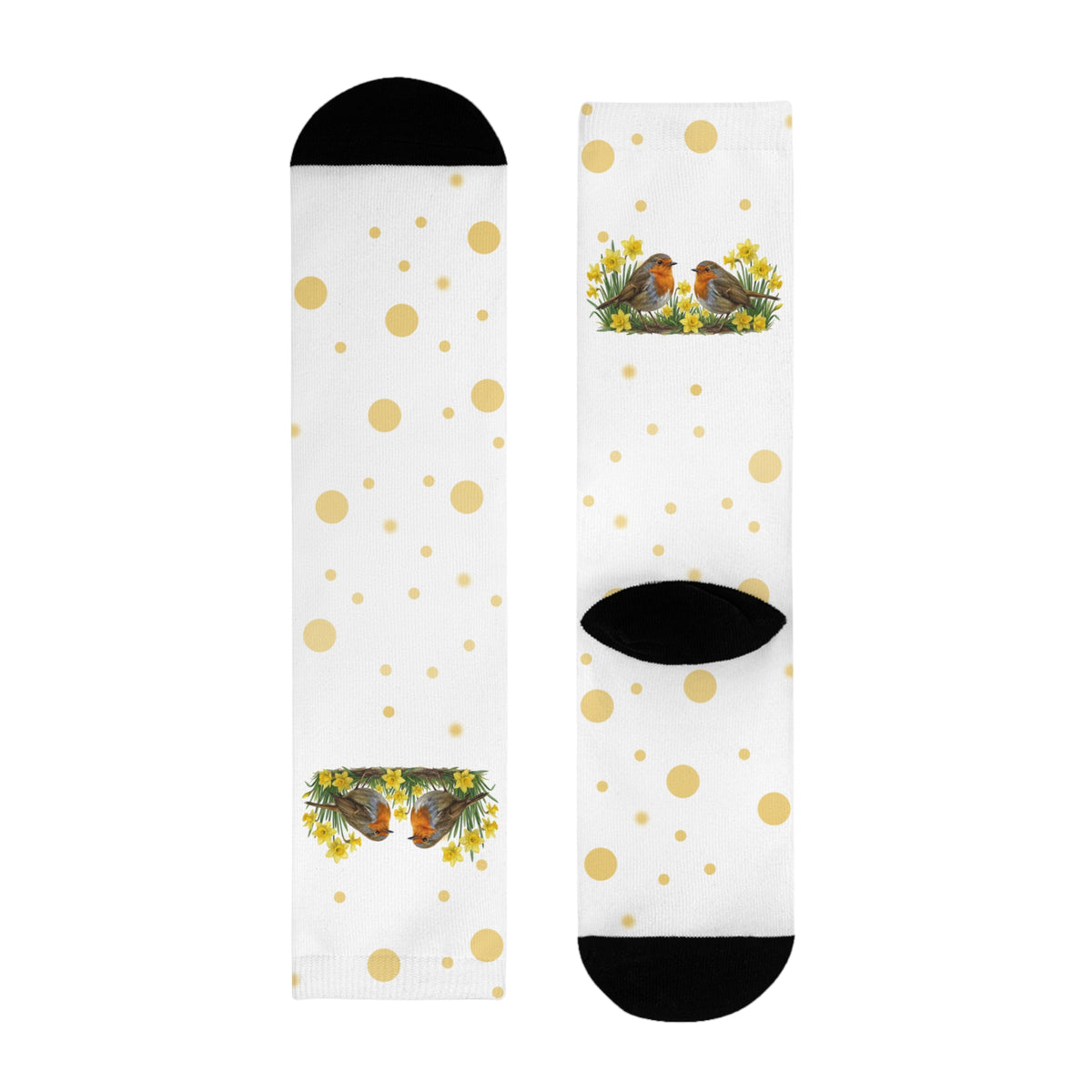 Paar bunte Socken mit Frühlings-Motiv: Rotkehlchen sitzen zwischen gelben Osterglocken.