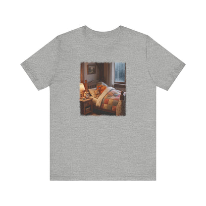 Süßes Rotkehlchen T-Shirt im Bett mit Teddy | Kuscheliges Vogel-Motiv für Langschläfer