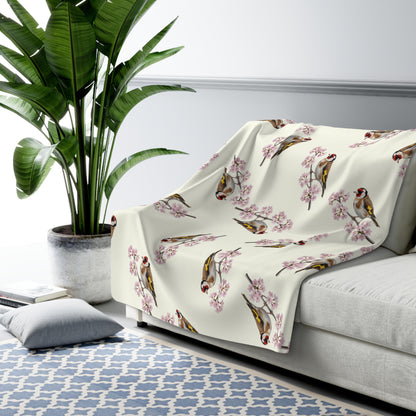 Stieglitz Decke – Premium Sherpa-Fleece in Cremeweiß | Kuscheldecke mit Vogelmotiv (150x200cm)