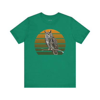 Great Horned Owl T-Shirt | Bird Lover & Birder Retail Fit Apparel | Unisex Wildlife Raptor Tee