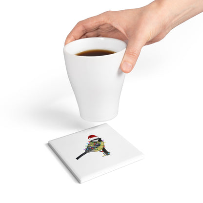 Keramik-Untersetzer Kohlmeise als Weihnachtsmann mit Lichterkette Weihnachtliches Vogel-Motiv
