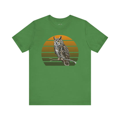 Great Horned Owl T-Shirt | Bird Lover & Birder Retail Fit Apparel | Unisex Wildlife Raptor Tee