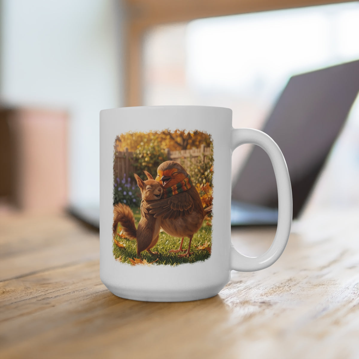 Rotkehlchen & Eichhörnchen Tasse „Rosi“ – Süßer Kaffeebecher mit Umarmung im Garten