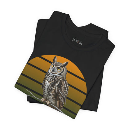 Great Horned Owl T-Shirt | Bird Lover & Birder Retail Fit Apparel | Unisex Wildlife Raptor Tee
