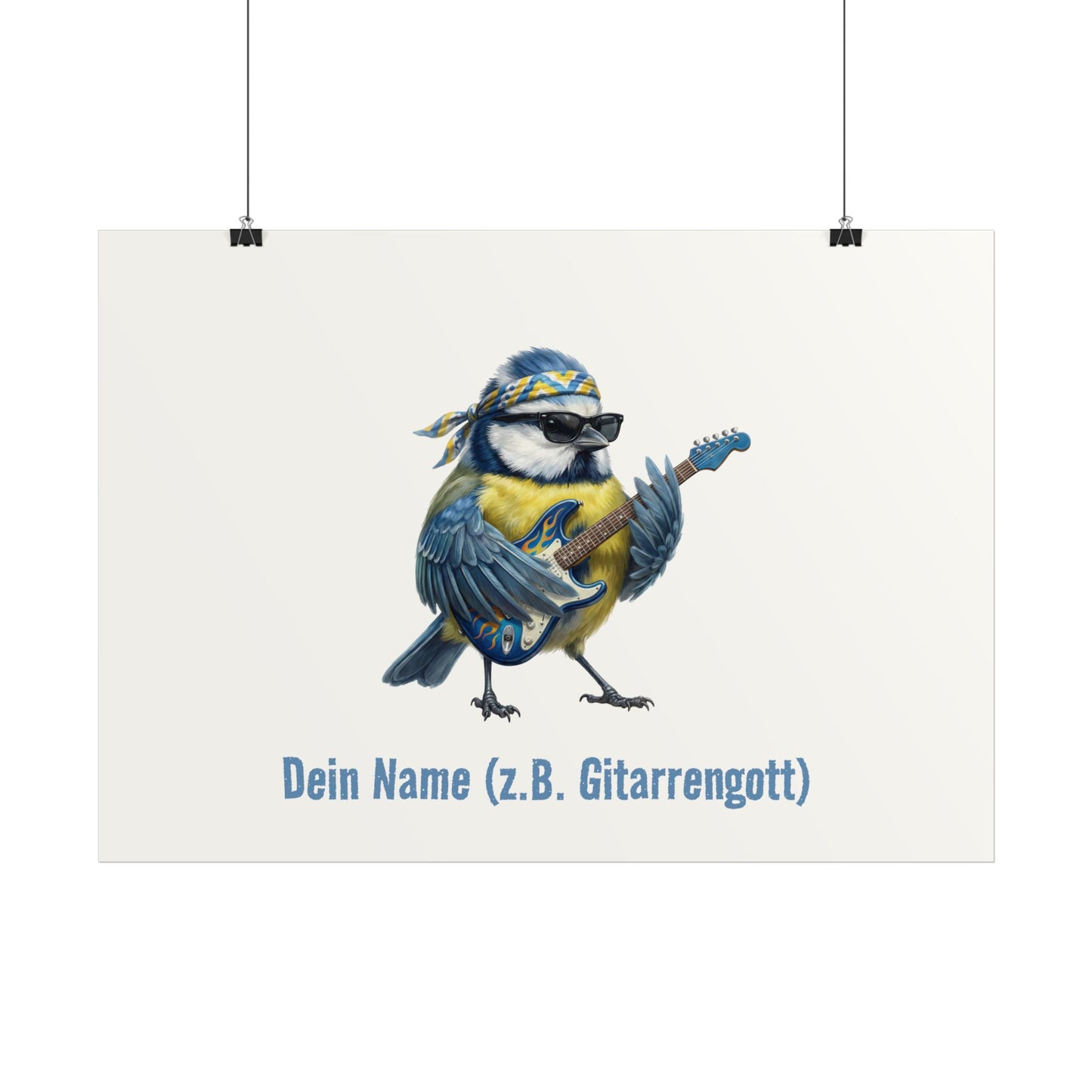 Personalisiertes Poster "The Backyard Birds" – Rockende Blaumeise mit Gitarre (Matt)