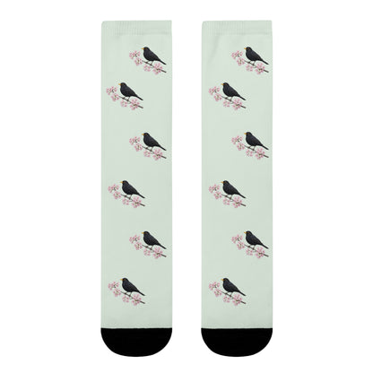 Amsel & Kirschblüten Socken in Salbeigrün | Weiche Baumwollmix-Socken für Naturfreunde