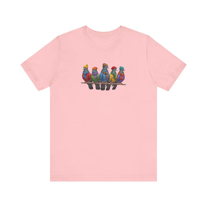 Tauben in Strick T-Shirt – Weiches Premium Shirt mit Einzigartigem Vogelmotiv