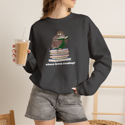Whooo Loves Reading Owl Teacher Sweatshirt – Cozy Librarian & Book Lover Crewneck