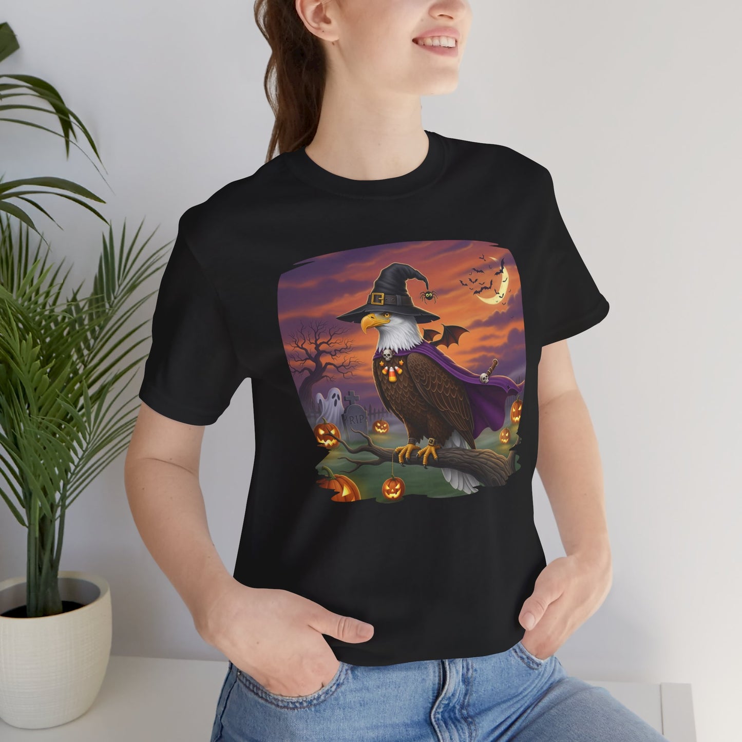 Bald Eagle Halloween Bird T-Shirt - Spooky and Funny Halloween Costume for Bird Lovers