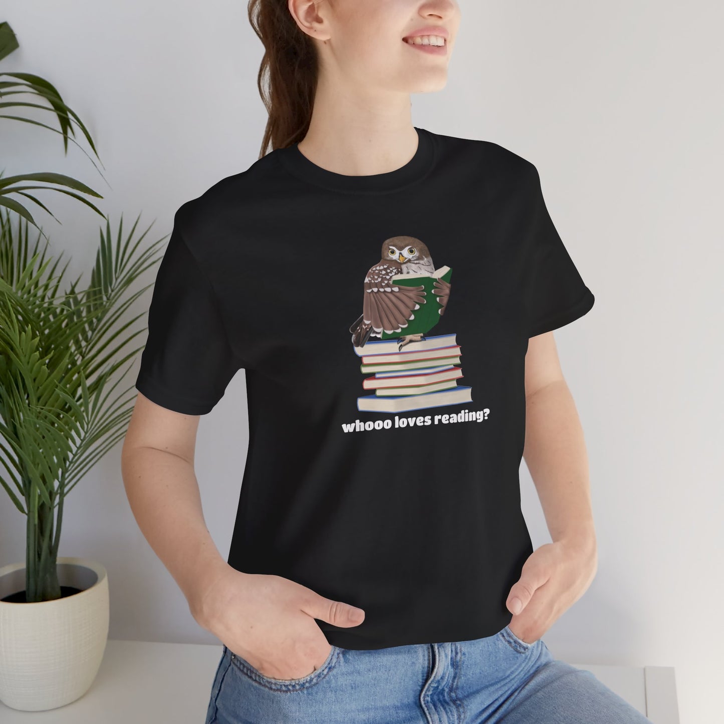 Whooo Loves Reading Owl Teacher Shirt – Cute Librarian & Book Lover Tee