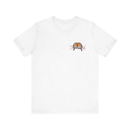 Personalisiertes Rotkehlchen T-Shirt mit Wunschnamen – Vogel-Motiv für Paare & Beste Freunde