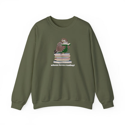 Whooo Loves Reading Owl Teacher Sweatshirt – Cozy Librarian & Book Lover Crewneck