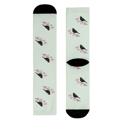 Amsel & Kirschblüten Socken in Salbeigrün | Weiche Baumwollmix-Socken für Naturfreunde