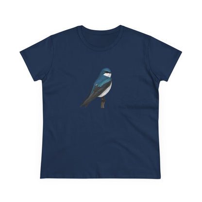 Tree Swallow Bird Design for Birdwatchers and Bird Lovers Women's T-Shirt