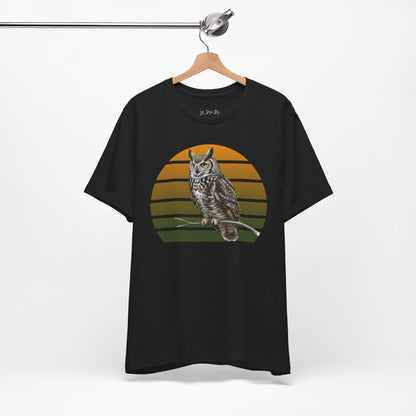 Great Horned Owl T-Shirt | Bird Lover & Birder Retail Fit Apparel | Unisex Wildlife Raptor Tee