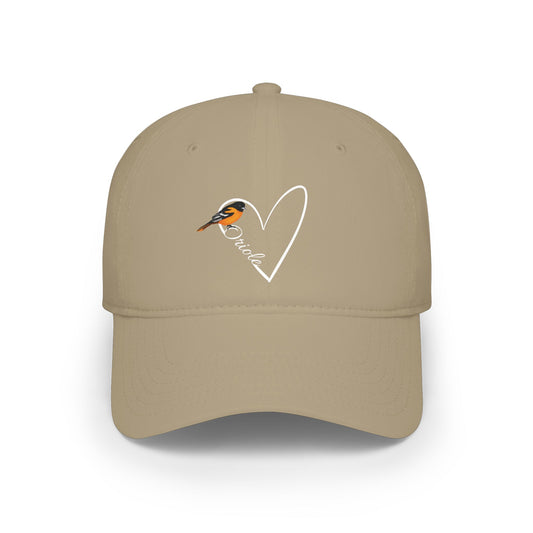 Beige cap with a baltimore oriole and heart design on a white background