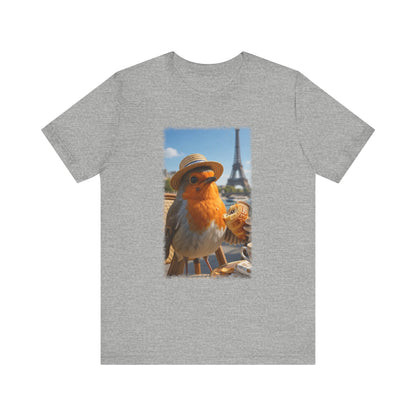 Rosi Rotkehlchen im Paris Bistro T-Shirt – Bequemes Premium Shirt für Vogelfreunde