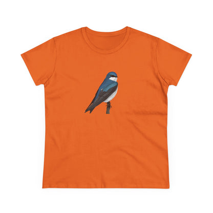 Tree Swallow Bird Design for Birdwatchers and Bird Lovers Women's T-Shirt