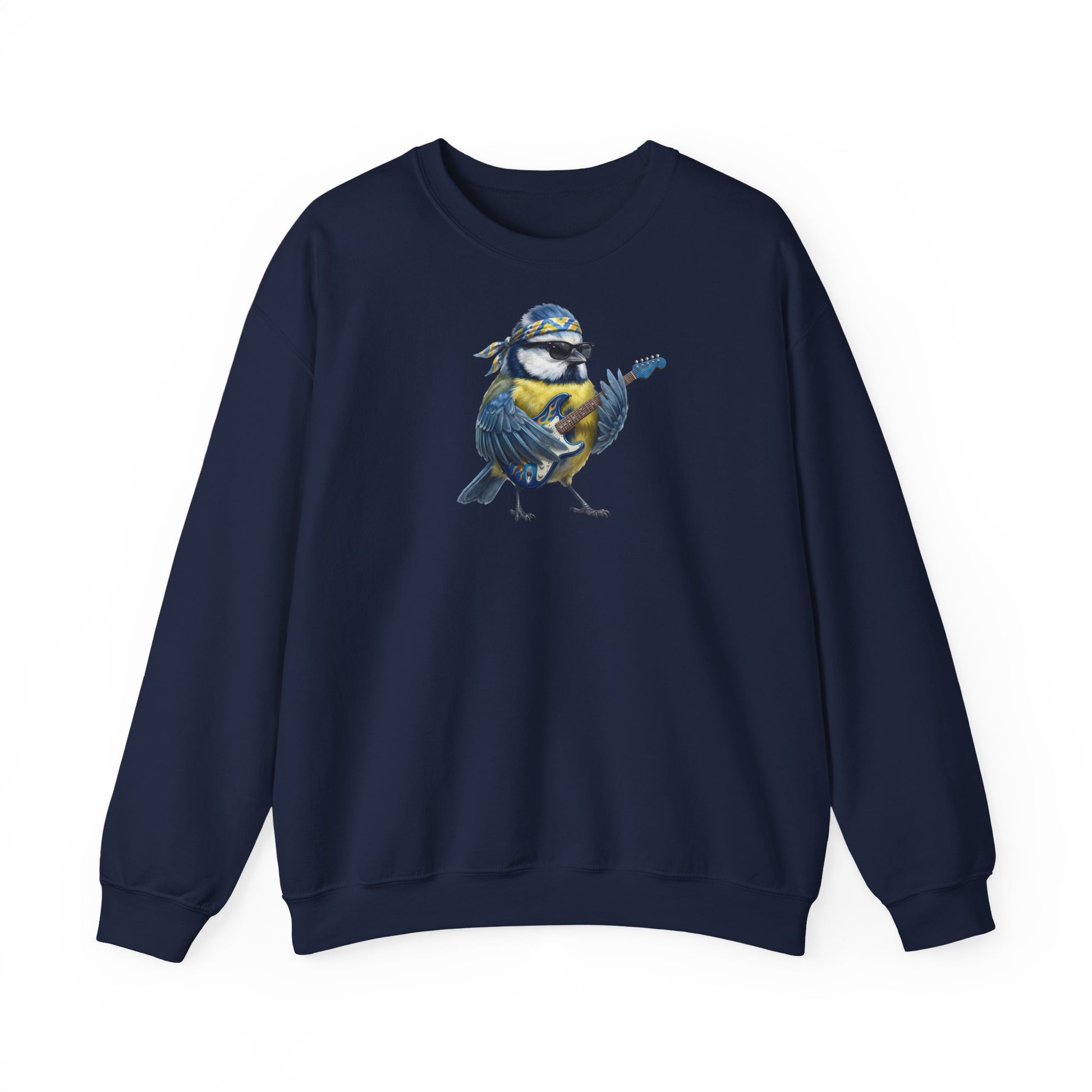 Navy Sweatshirt mit Blaumeise, die eine blaue Gitarre in den Flügeln hält und eine schwarze Sonnenbrille trägt.