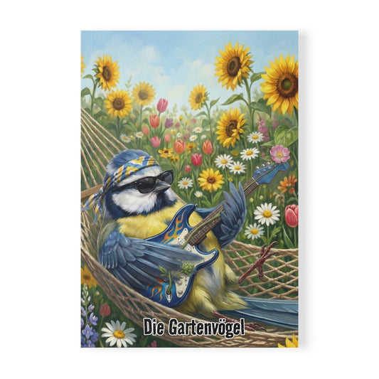 Bert Blaumeise mit Gitarre in der Hängematte - Premium Notizbuch A5 mit Vogelmotiv | Die Gartenvögel