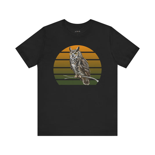 Great Horned Owl T-Shirt | Bird Lover & Birder Retail Fit Apparel | Unisex Wildlife Raptor Tee