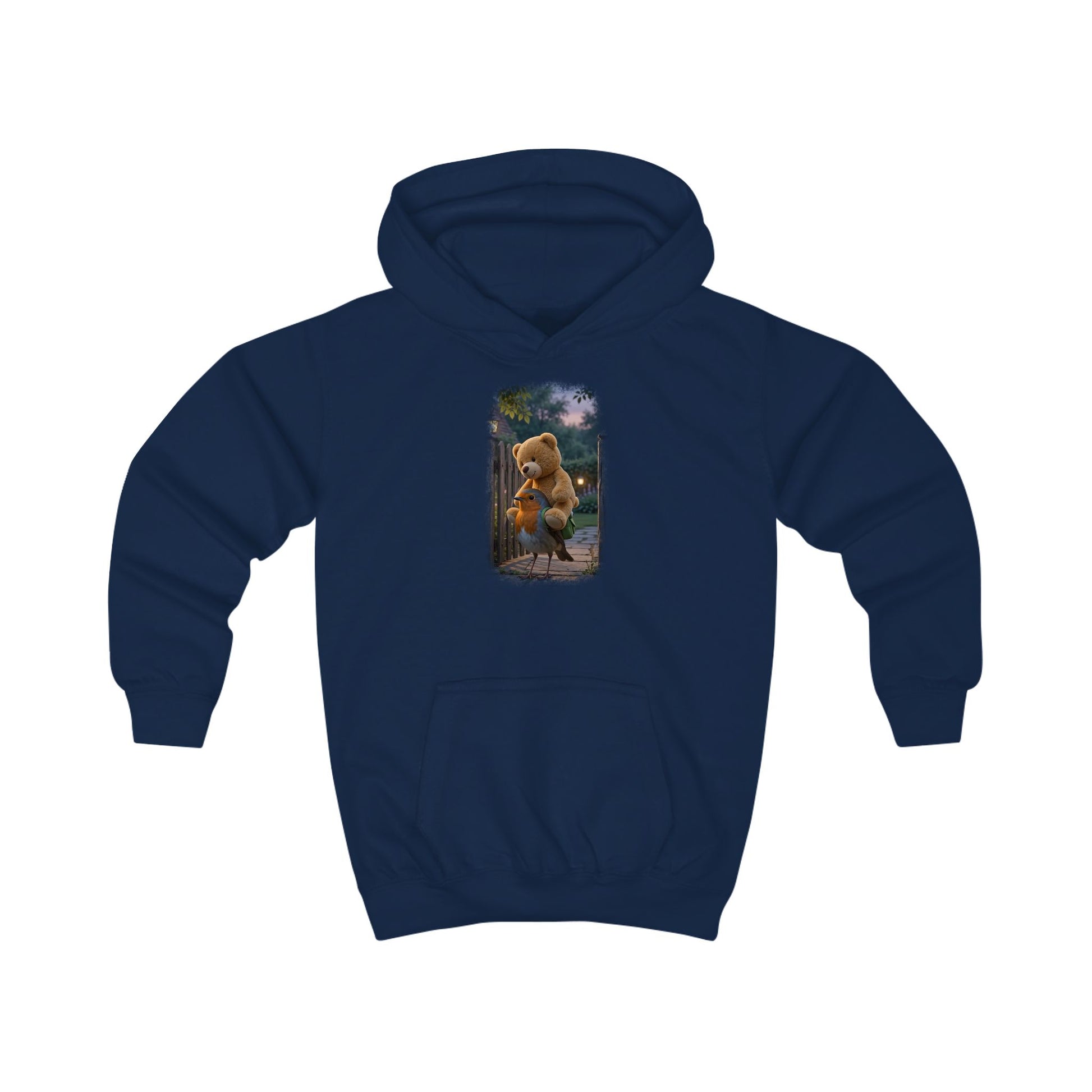 Lustiger Vogel Hoodie für Kinder. Das kleine Rotkehlchen Rosi trägt nach einem erfolgreichen Kirmesbesuch stolz einen riesigen Teddybären auf dem Rücken. Ein tolles, warmes Geschenk für kleine Vogelfreunde, Vogelbeobachter und Nachwuchs-Biologen.