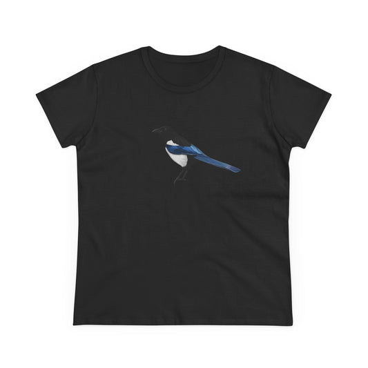 Magpie Bird Design for Birdwatchers and Bird Lovers Women's T-Shirt