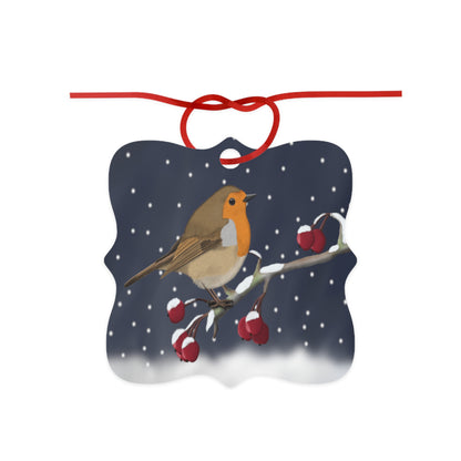 Rotkehlchen auf einem Ast Ornament aus Aluminium – Einzigartiger Christbaumschmuck mit Rotem Band